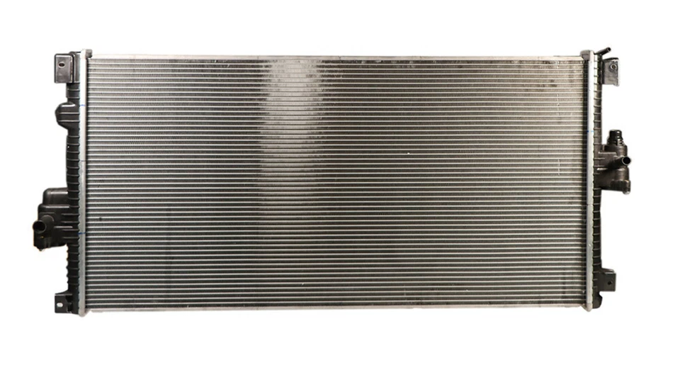 Radiador BC3Z8005D BC3Z8005L, compatible con Ford Super Duty serie F auxiliar 6,7 L Foto 2 de 3