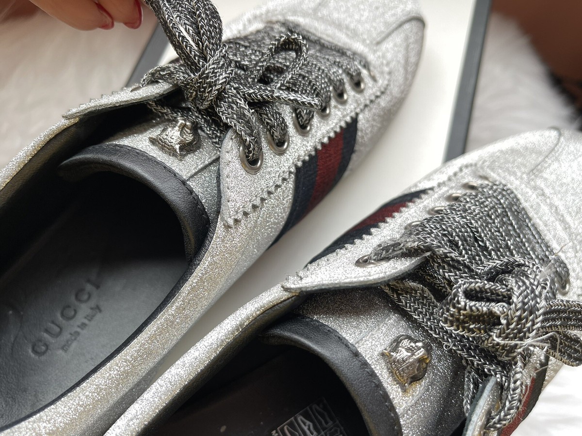Silver Gucci Schuhe Mit Glitzer Gucci Turnschuhe Gucci Ace Gucci