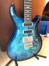 PRS Studio 22 Electric Guitar – Cobalt Blue Smokeburst – Open Box / Mint