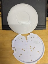 Ubiquiti UniFi AP AC PRO Wireless Access Point (UAP-AC-PRO) w/ Mounting Plate