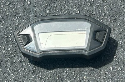2015-2018 Honda CB300 CB300F GAUGES DISPLAY CLUSTER SPEEDOMETER OEM 2016 2017