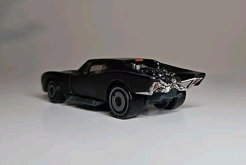 Hot Wheels 2020 Black Batmobile 1/64 Diecast Batman DC Comics - Picture 13 of 15