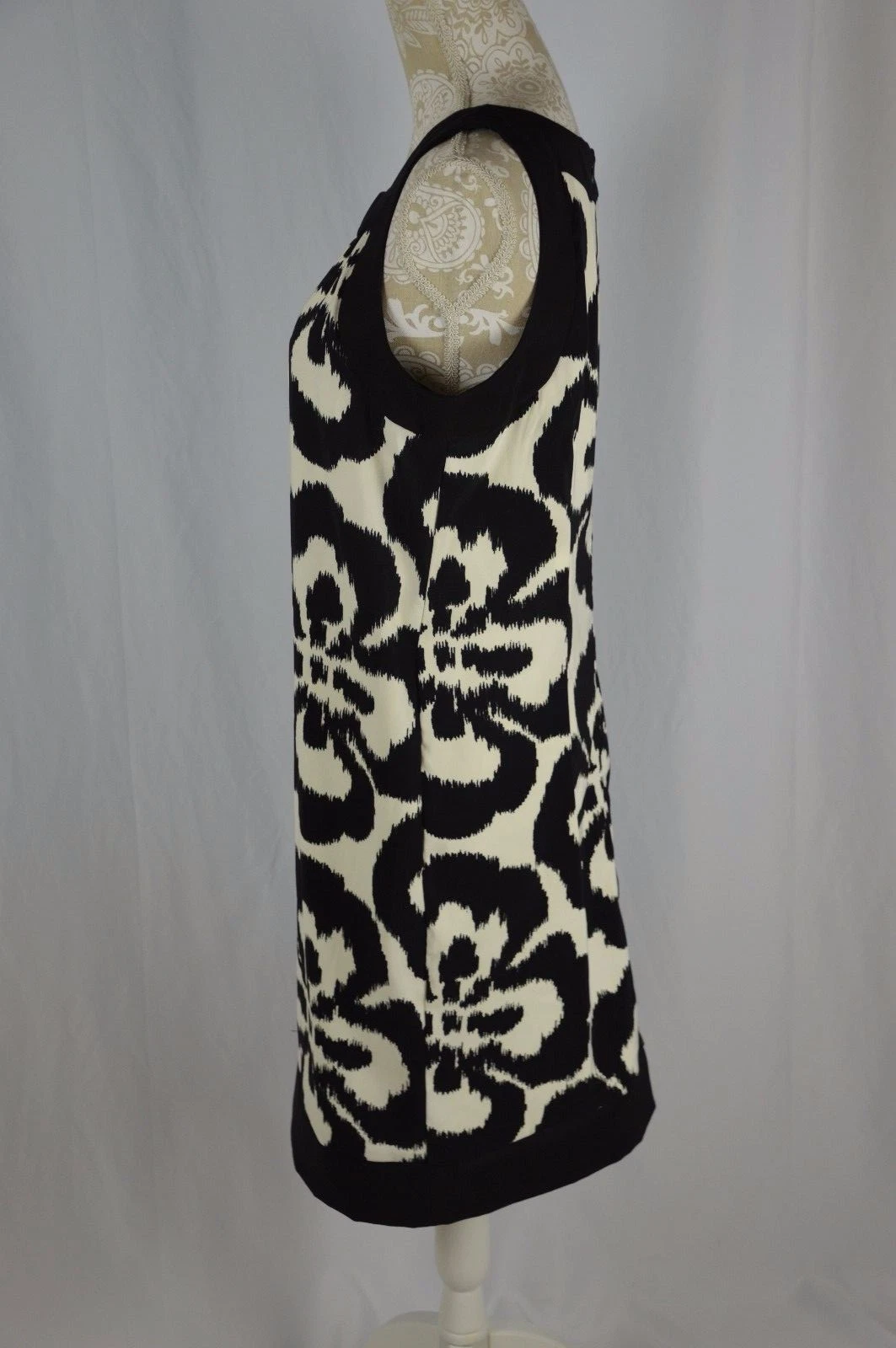 Canotta Alyx donna 12 nero avorio bianco abito floreale dritto polpaccio largo leng