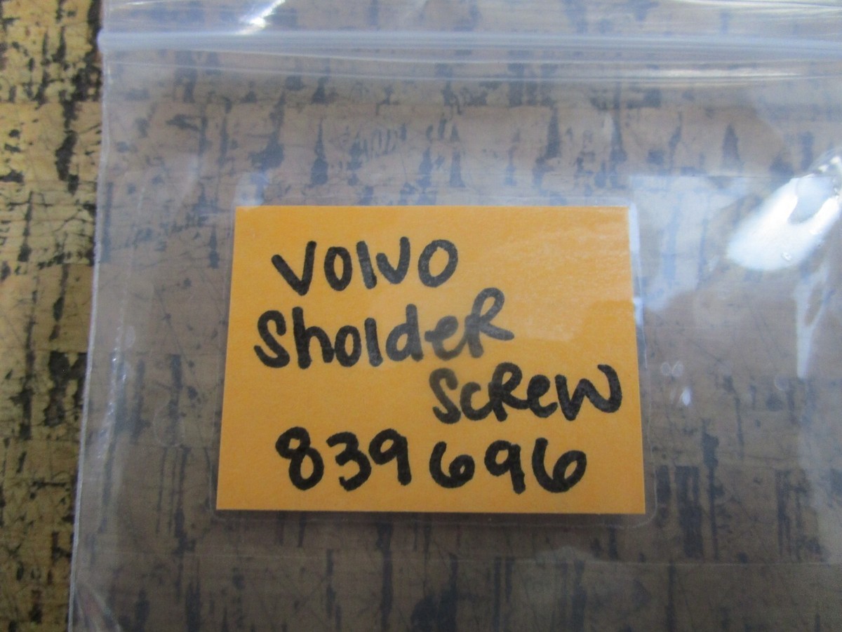 NEW OEM* 0820 Volvo Shoulder Screw 839696 | eBay
