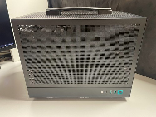DeepCool Ch160 und CH170 Digital Gaming SFF M-ITX PC-Gehäuse - Bild 18 von 20
