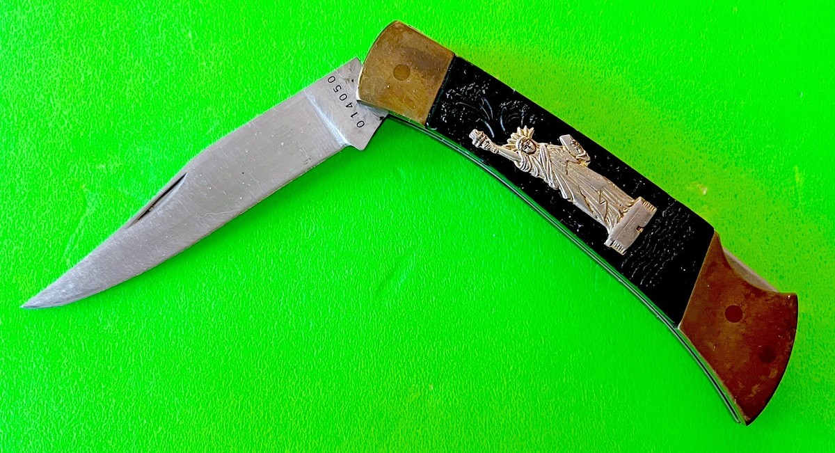 Centennial 1886/1986 Statue of Liberty Pocket Knife - Made Taiwan