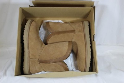 UGG Classic Short Lunara Boot Für Damen in Brown - Women's Size 10