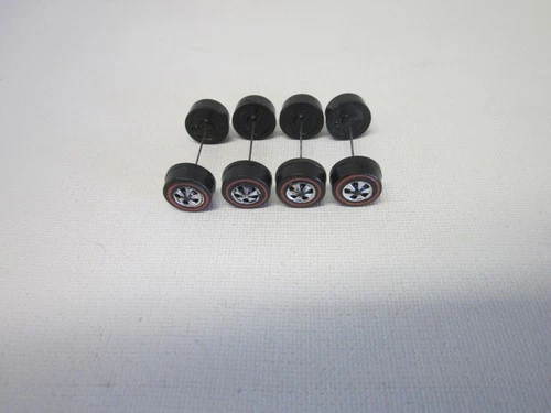 HOT WHEELS REDLINE   SET OF MEDIUM CAP WHEELS & AXLES ! ORIGINAL * RESTORATION