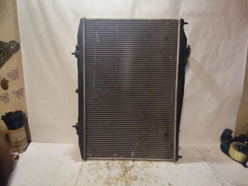 散热器 4 气缸 适合 00-04 前置 1851541 — 第 2/4 张图片
