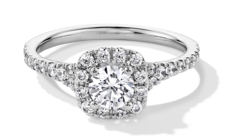 14 karat white gold lab created diamond engagment ring size 8