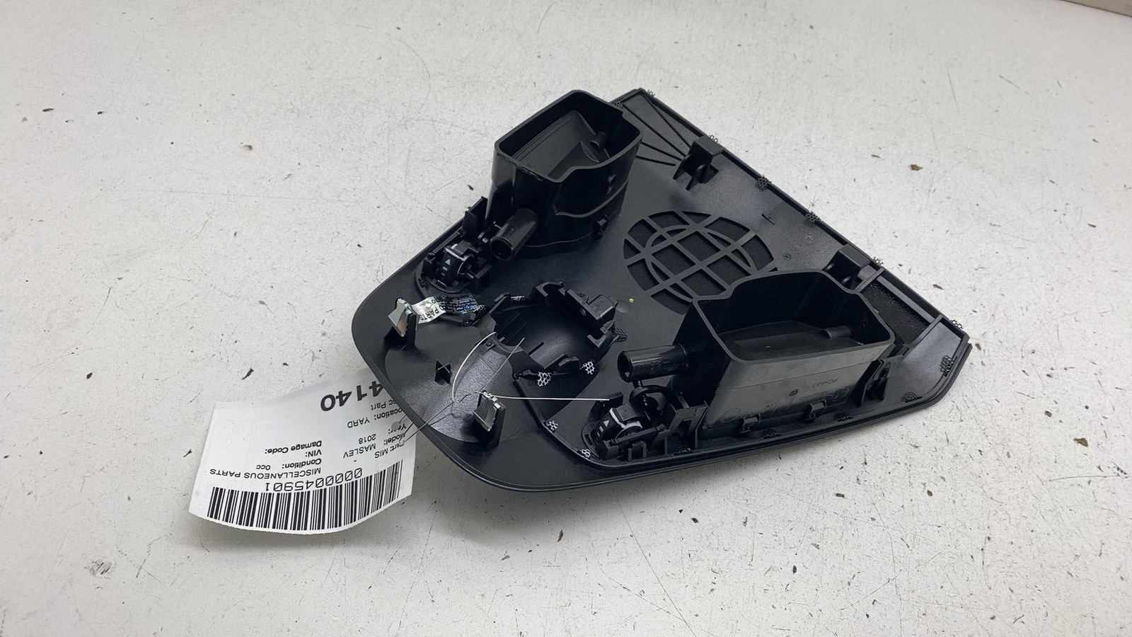 ⭕ 2017-2022 Maserati Levante Front Center Dash Speaker Cover Panel Trim Vent OEM