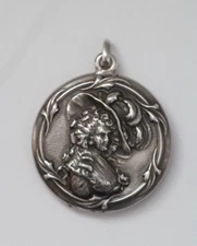 Antique Art Nouveau Woman Sterling Silver Repousse Photo Locket Pendant