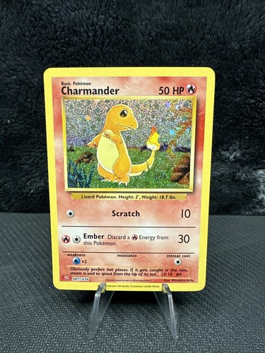 Charmander 001/034 Trading Card Game Classic Holo