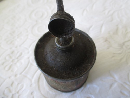Vintage Finol Oil Can Standard Oil Co Cleans & Polishes 1001 Uses Chiacago USA - Picture 5 of 13