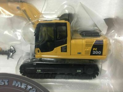 NZG 804 Komatsu PC200-8 Excavator 1:50 Scale DieCast Model New in
