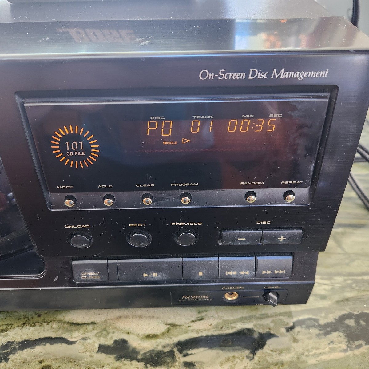 Pioneer PD-F1005 File-Type Stereo 101-Disc Compact Disc Player