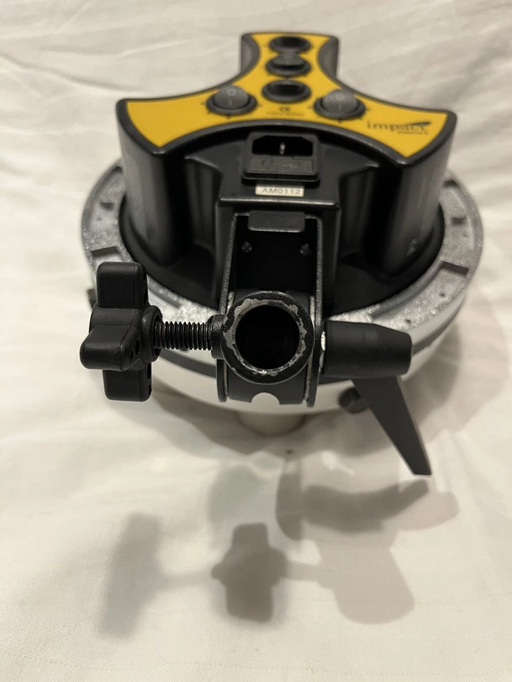 Set of 2: Impact OctaCool 9 Continuous Lighting Units - In Cood Condition - Image 4 of 4