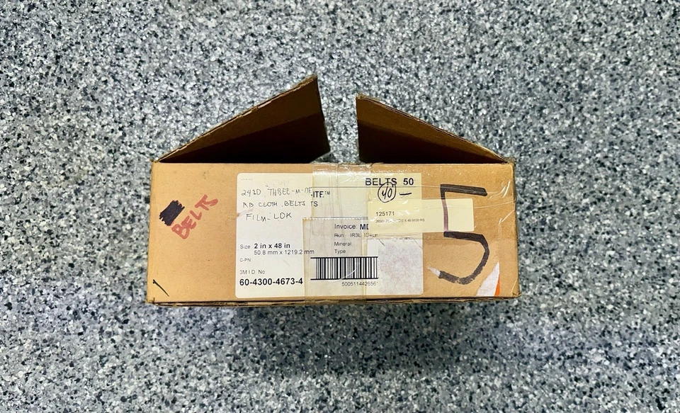 Lote de 50 correas de óxido de aluminio 3M 241D P100 grano 2" x 48" T1538 Foto 3 de 4