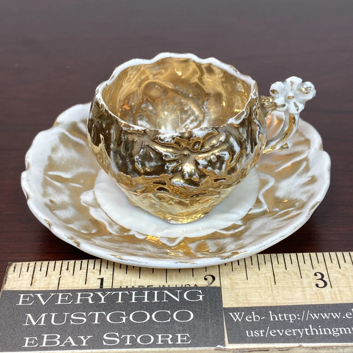 Gold Collectible Cups & Saucers 1900-1919 Time Period Manufactured
