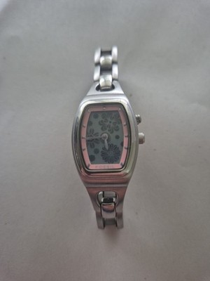 Vintage Fossil Big Tic Ladies Animated Colorful Flowers Silver Tone Watch 