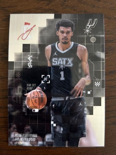 2025 Topps Signature Victor Wembanyama Base (RAW)