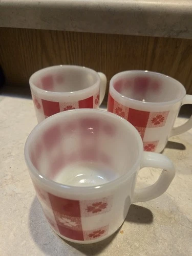 Vintage  Red Checkered Plaid Federal  Coffee Mug Cup Milk Glass Lot Of 3 Cups