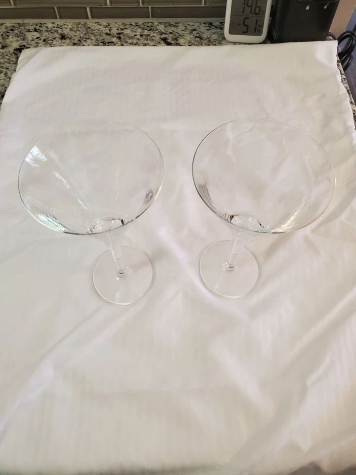 Luigi Bormioli Two Martini Glasses Light & Music Made In Italy Set of 2 - Image 3 of 4