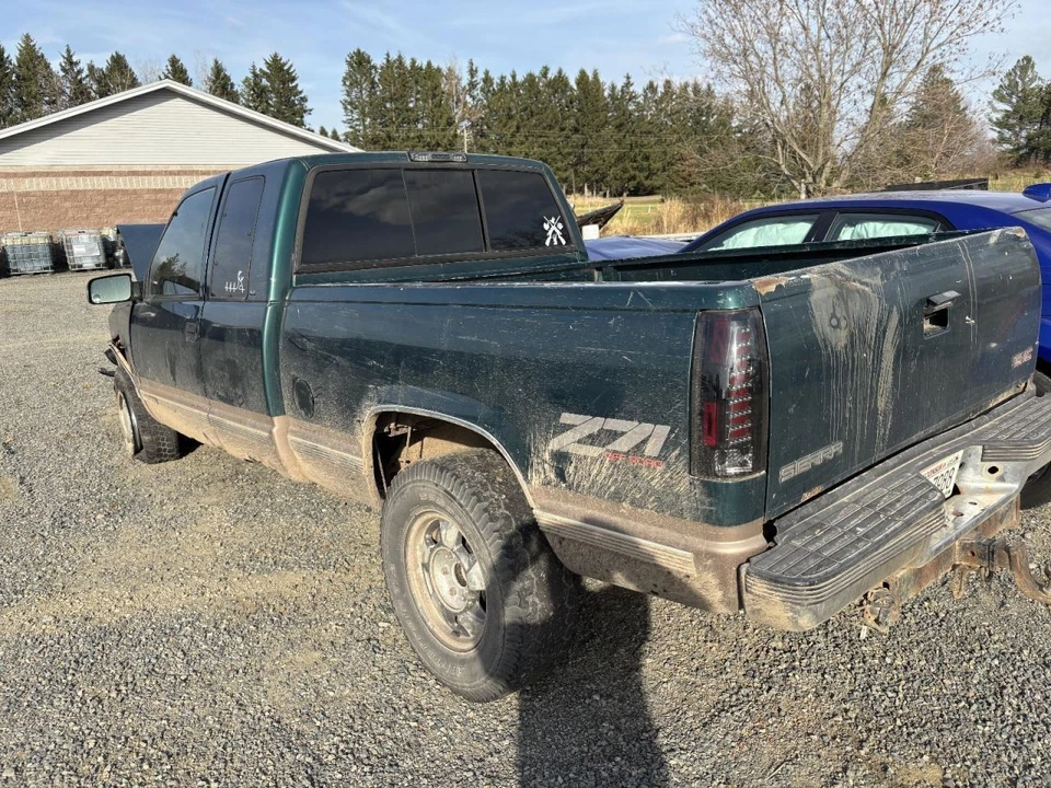 (LOCAL PICKUP ONLY) Driver Front Door Glass Fits 88-02 CHEVROLET 3500 PICKUP 435 - Image 4 of 4