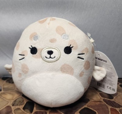 Lilou Squishmallow