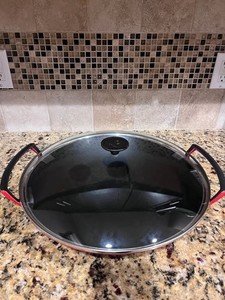 Le Creuset wok with lid 36 cm, 4.5 L red