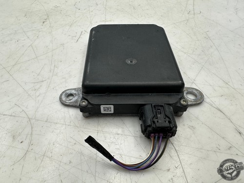 2013-2017 LEXUS LS460 LS600H REAR LEFT / RIGHT BLIND SPOT CONTROL MODULE OEM - Picture 4 of 4