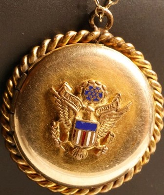 Vtg Durocharm US Red White & Blue Eagle Sweetheart Locket w/chain Gold Filled