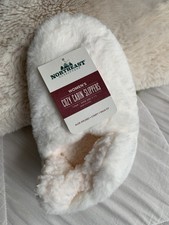NWT Northwest Outfitters Women s Cozy Cabin Slippers Retail 24.99
