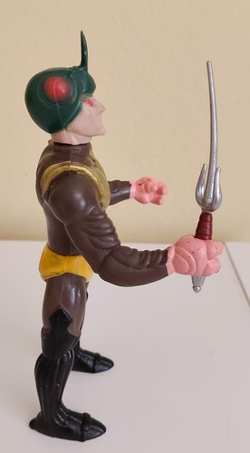 INSECT MAN SECTAURUS ACTION FIGURE SUNGOLD VINTAGE 80´S - Imagen 5 de 5