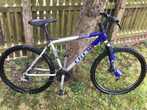 TREK 4100 Disc Mountain Bike - Good 