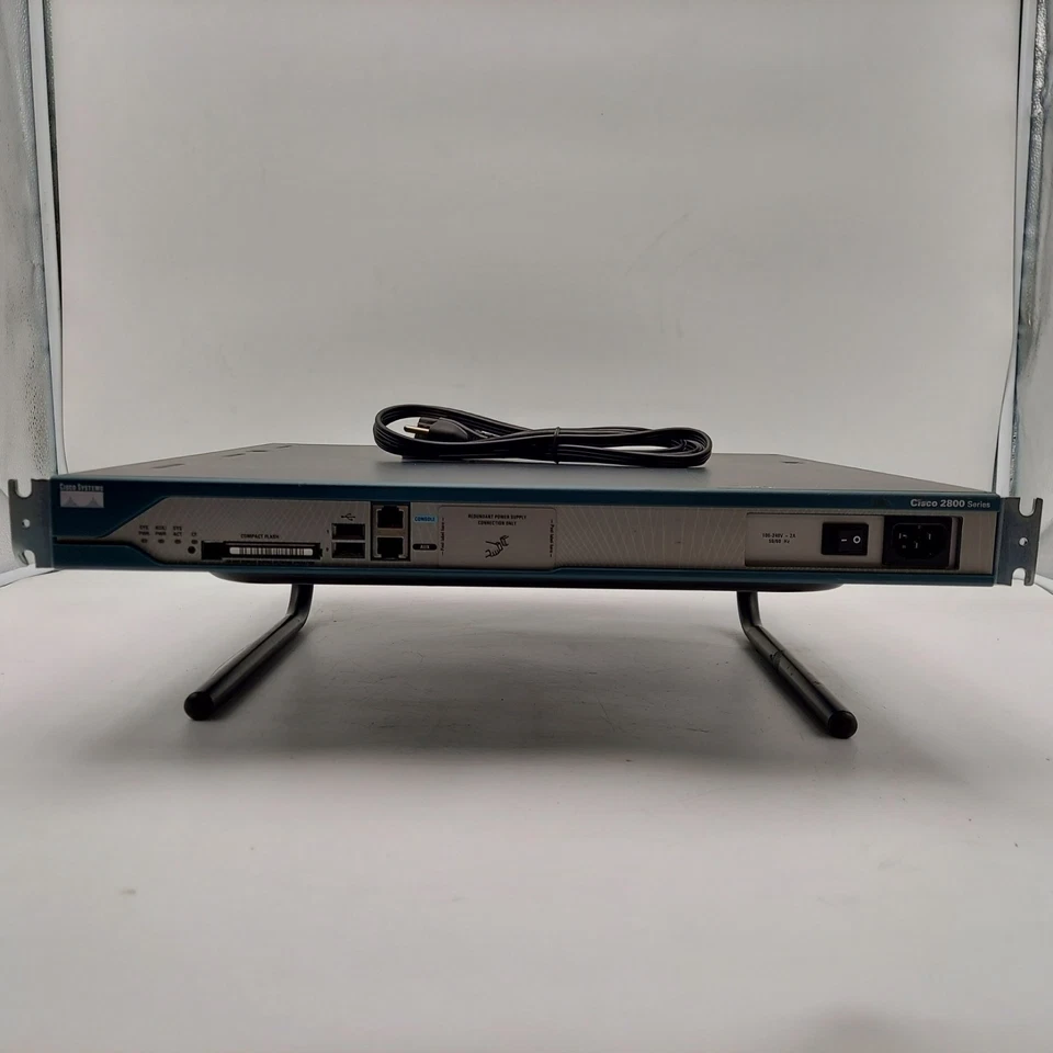Cisco 2811 2-Port 10/100 Wired Router - Image 2 of 4