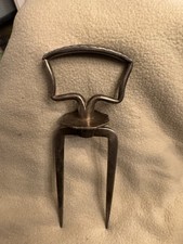 Antique HEAVY MEAT CARVING FORK ROAST TURKEY HOLDER 9'' PRONGS