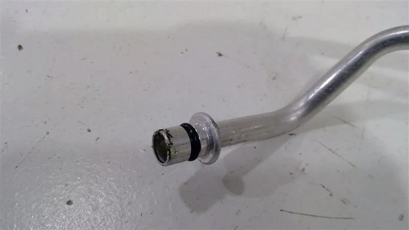 Nissan Versa 2020-2022 enfriador de tubo alto delantero OEM 924405RL0A Foto 2 de 4