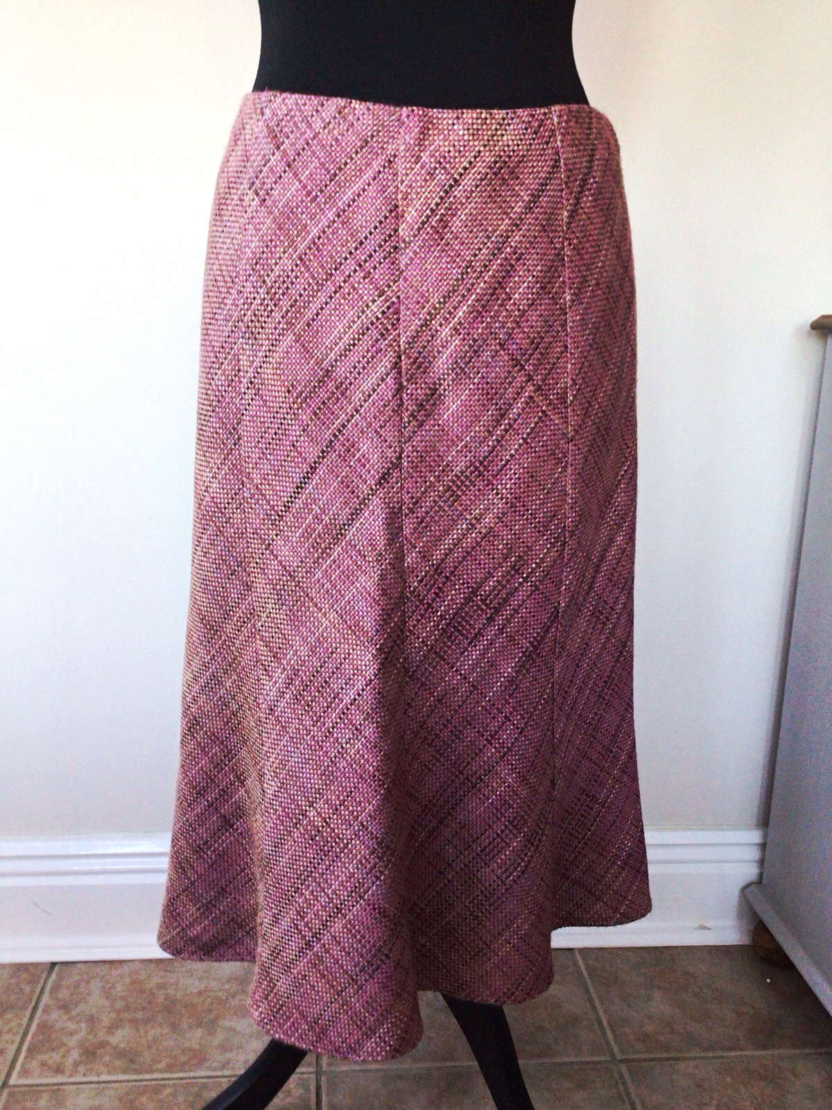 MARKS & SPENCER SIZE 12 PINK MIX TWEED SLIGHTLY TEXTURED LINED PANELLED SKIRT 