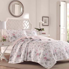 Breezy Floral 3-Piece Pink and Gray Floral Cotton Full/Queen Quilt Set