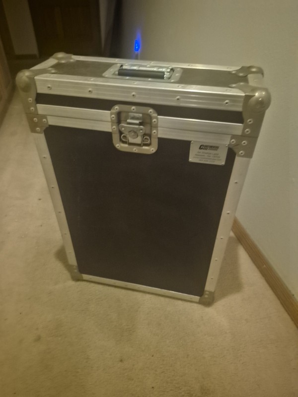 Continental  18 X 29 Rolling Case