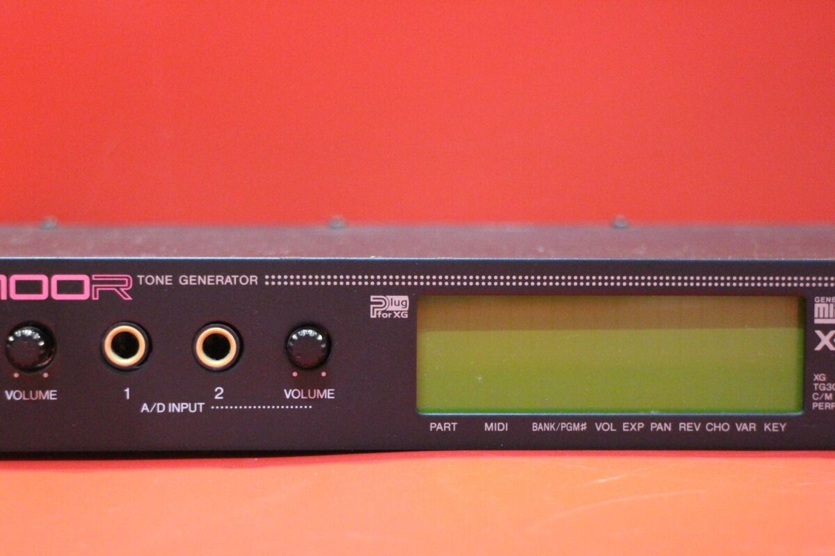USED Yamaha MU100R MU 100 R Rackmount Tone Generator Sound USED Yamaha MU100R MU 100 R Rackmount Tone Generator Sound