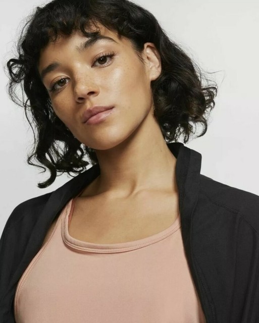 nike studio convertible wrap