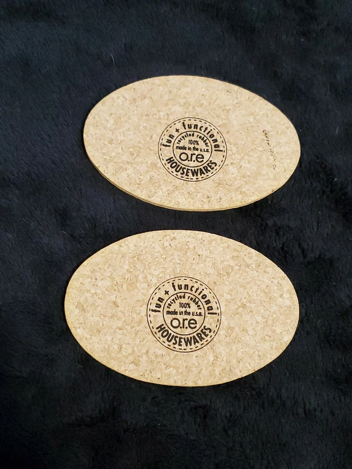 2 Oval Black & Cork Colored Drink Coaster Home Decoration - Image 2 of 4
