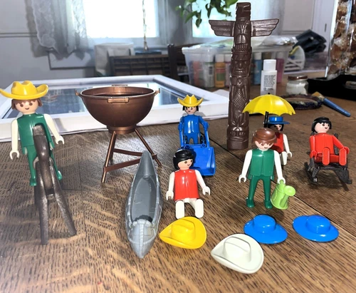 Vintage 1974 Geobra Playmobil Figures Lot Bundle People and Accessories