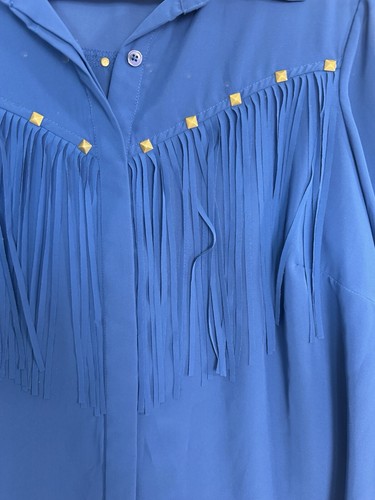 Camicia western denim 24/7 taglia 12W blu royal frange borchie blusa lunga usata in ottime condizioni - Foto 6 di 16