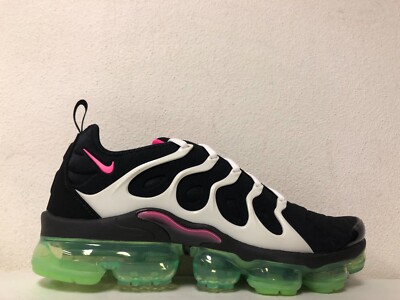 Nike Air Vapormax Plus Black Hyper Pink White DM8121-001 Size 11