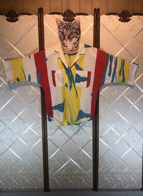 Khazana  80 s Vintage Colorful  Abstract Shapes Short Sleeved Shirt ~L/XL