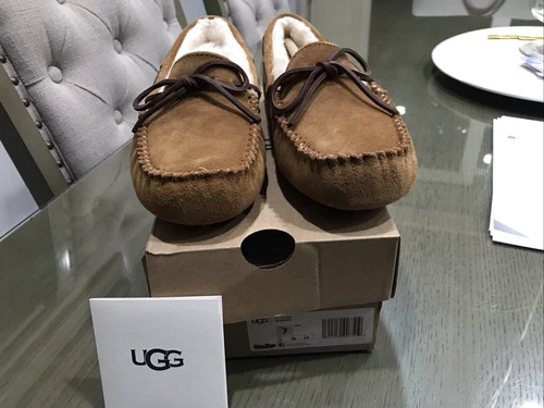 UGG DAKOTA PANTOFOLE MOCASSINO DONNA US 7 MARRONE CASTAGNA CAMOSCIO LANA EUR 38