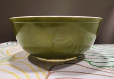 Vintage Pyrex 404 Large Green Mixing Bowl